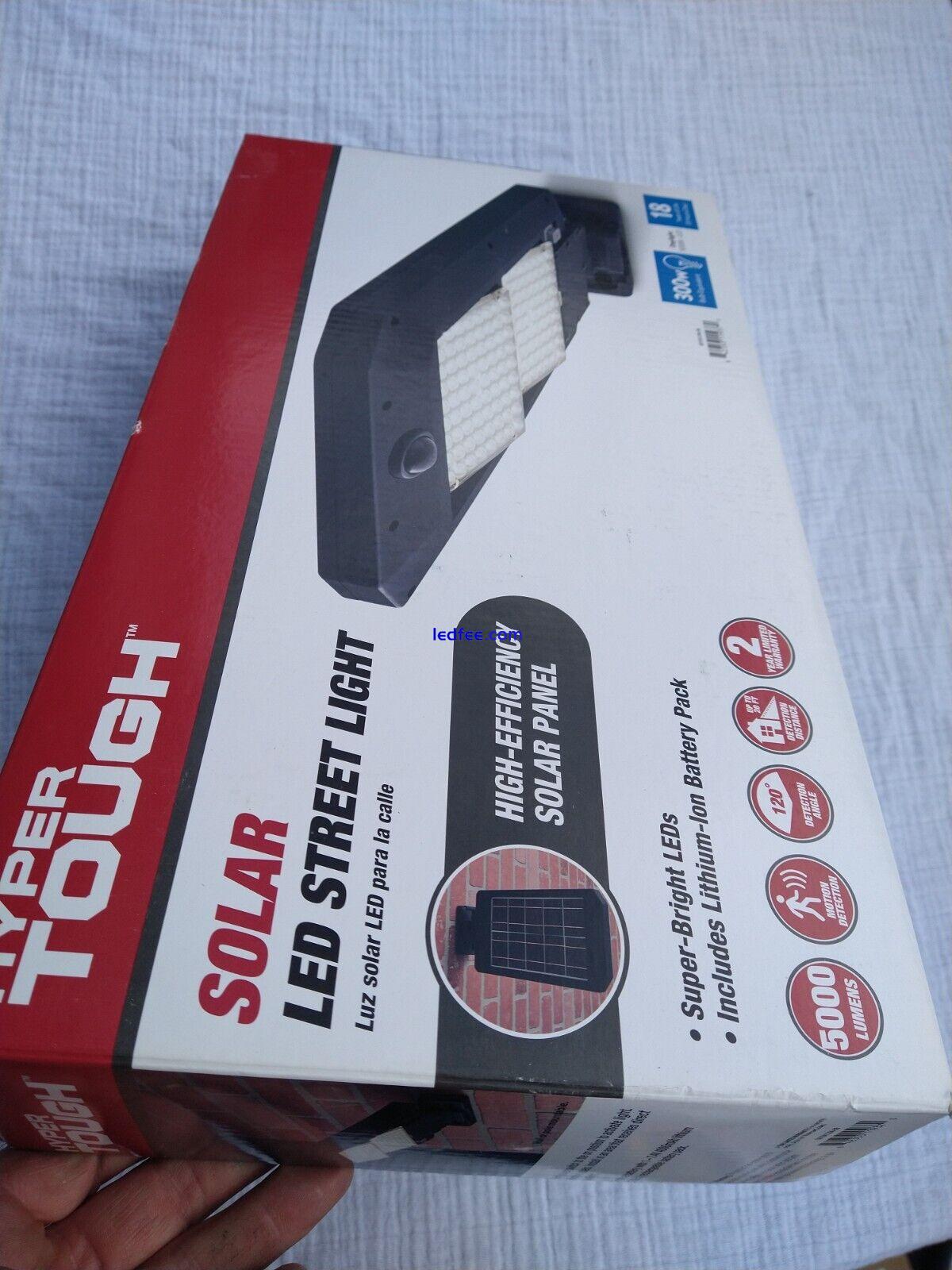 Hyper Tough Solar LED Street Light Motion Sensor 5000 Lumens 300W eq. NEW in Box 0 