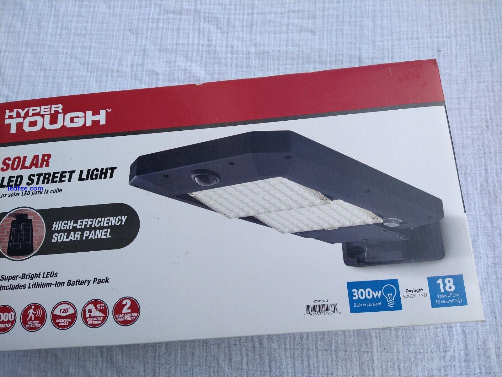 Hyper Tough Solar LED Street Light Motion Sensor 5000 Lumens 300W eq. NEW in Box 3 