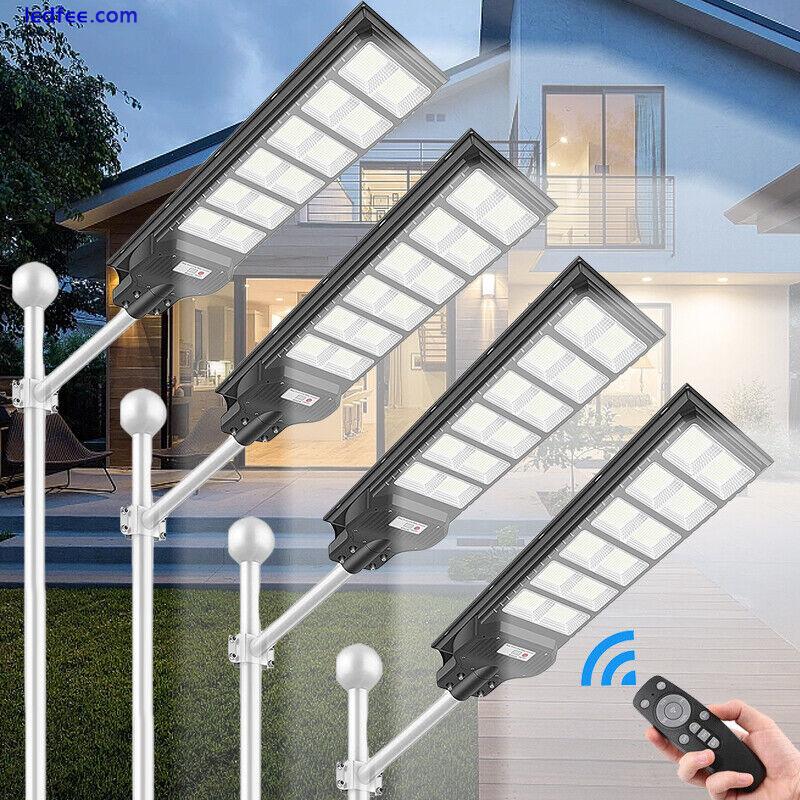 1000000lLM Solar Street Lights Outdoor Motion Sensor Lamp Dusk To Dawn Road Lamp 0 