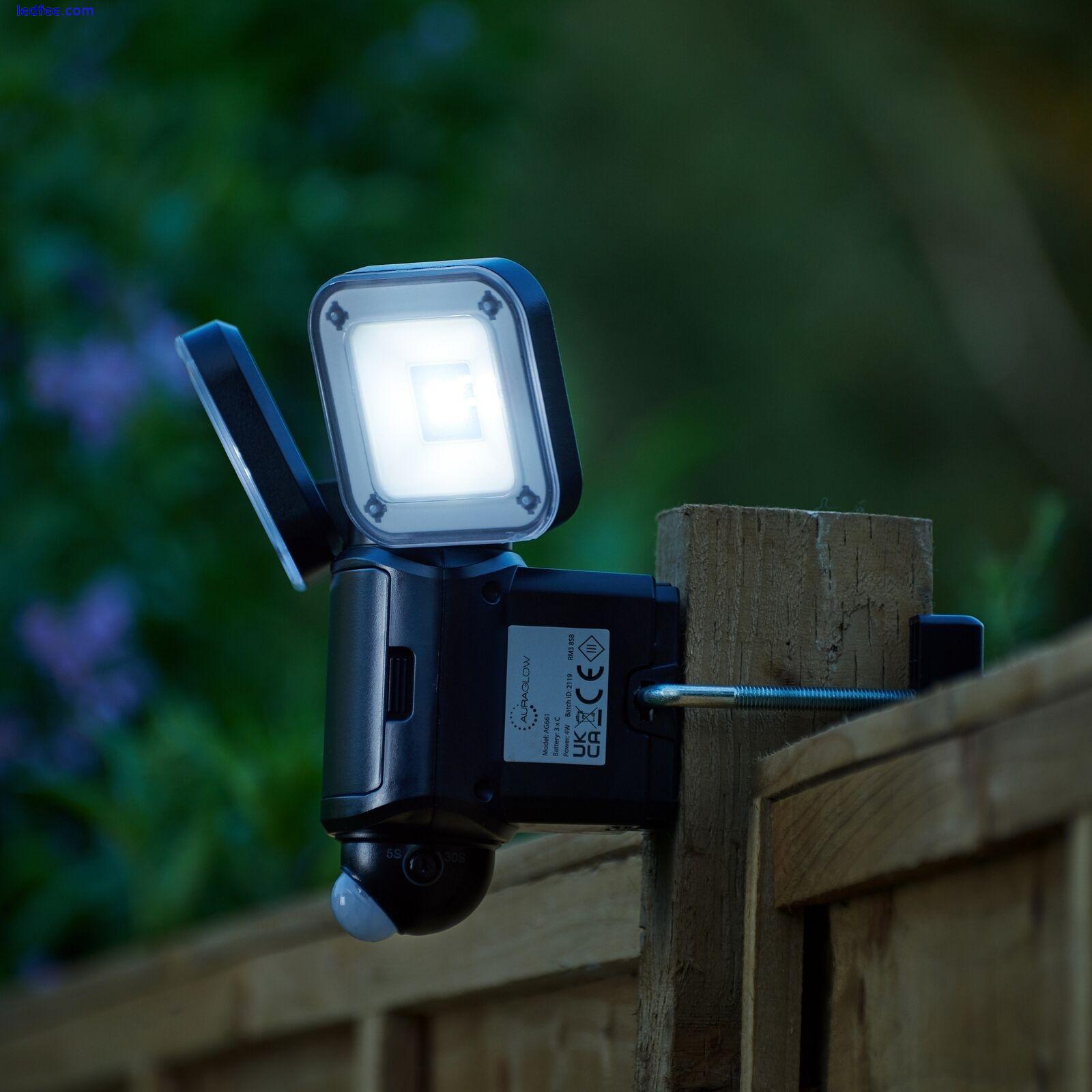 Auraglow Twin Lamp LED Flood Security Light Battery Powered PIR Motion Sensor 1 