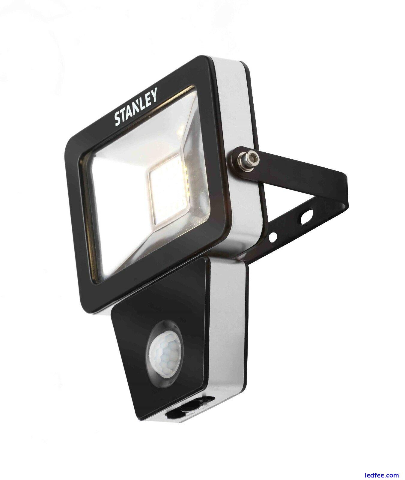 Stanley. branded. Outdoor. LED flood light.PIR Slimline.10 watt 1 