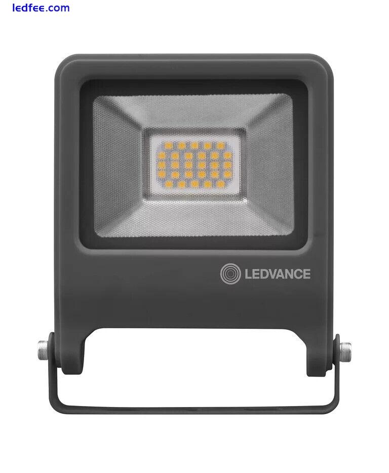 Ledvance LED Floodlight Endura Flood Outdoor 1700lm / 3000K - 20 Watt Warm Light 2 