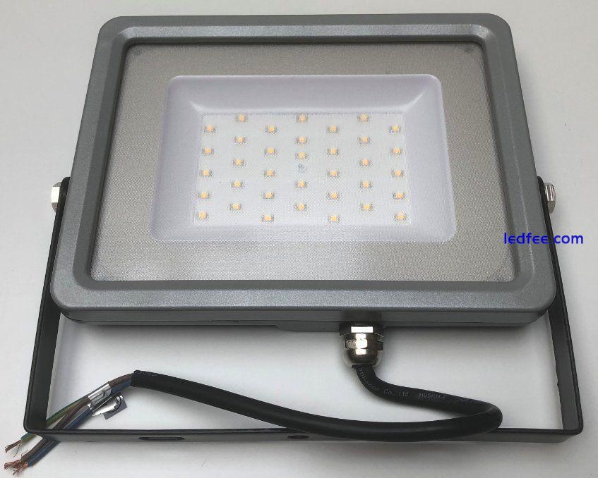 Premium 30W Slim LED Security Floodlight Warm White V-TAC LED Flood Light 300W 0 