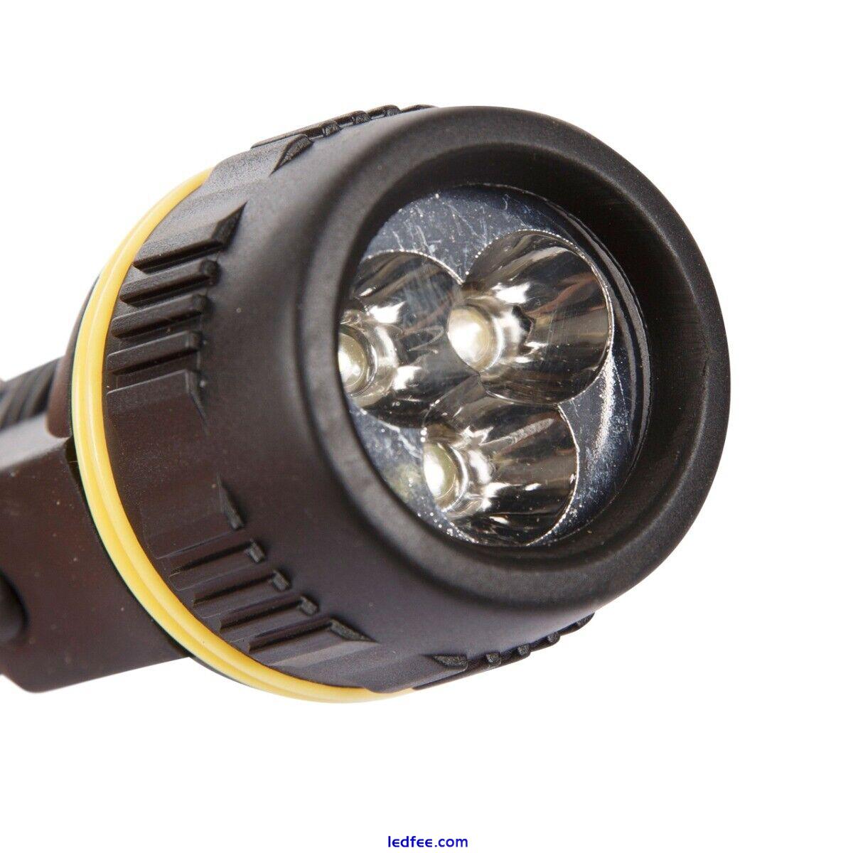 Trespass 3 LED Lightweight Torch Rubber Grip Water Shock Resistant 2 