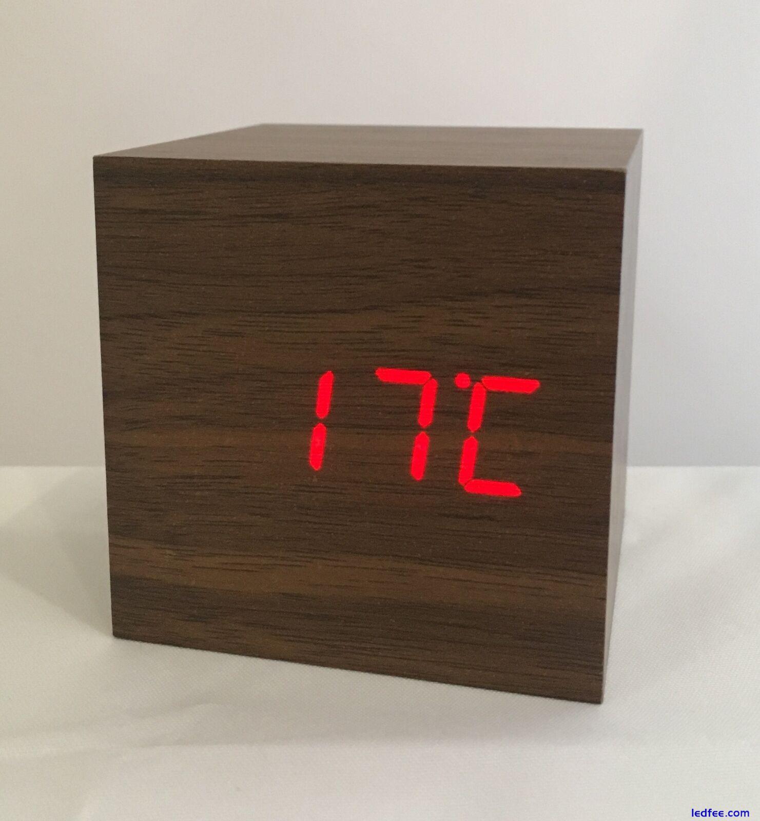 Box - The Wooden LED Clock - Brown with Red LED 4 