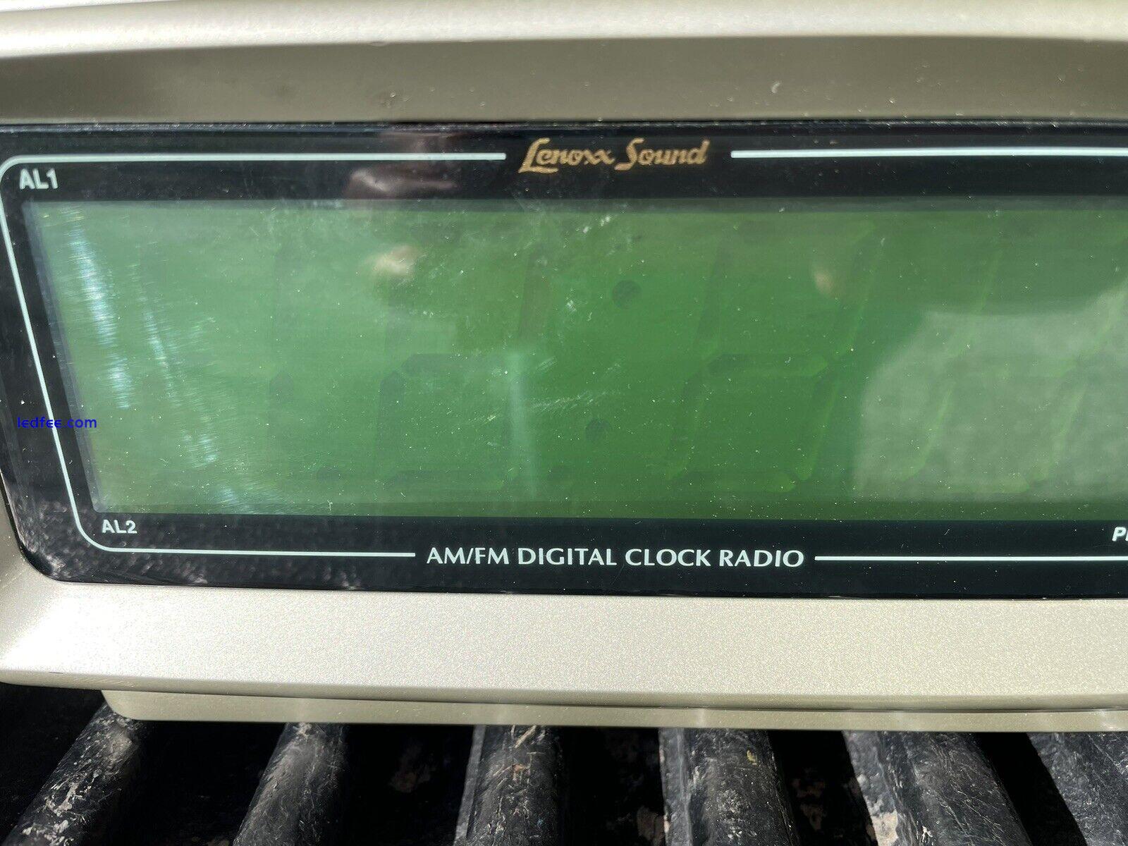 Lenoxx Sound Alarm Clock Radio CR-776 AM/FM Large LED Display Used Works! 1 