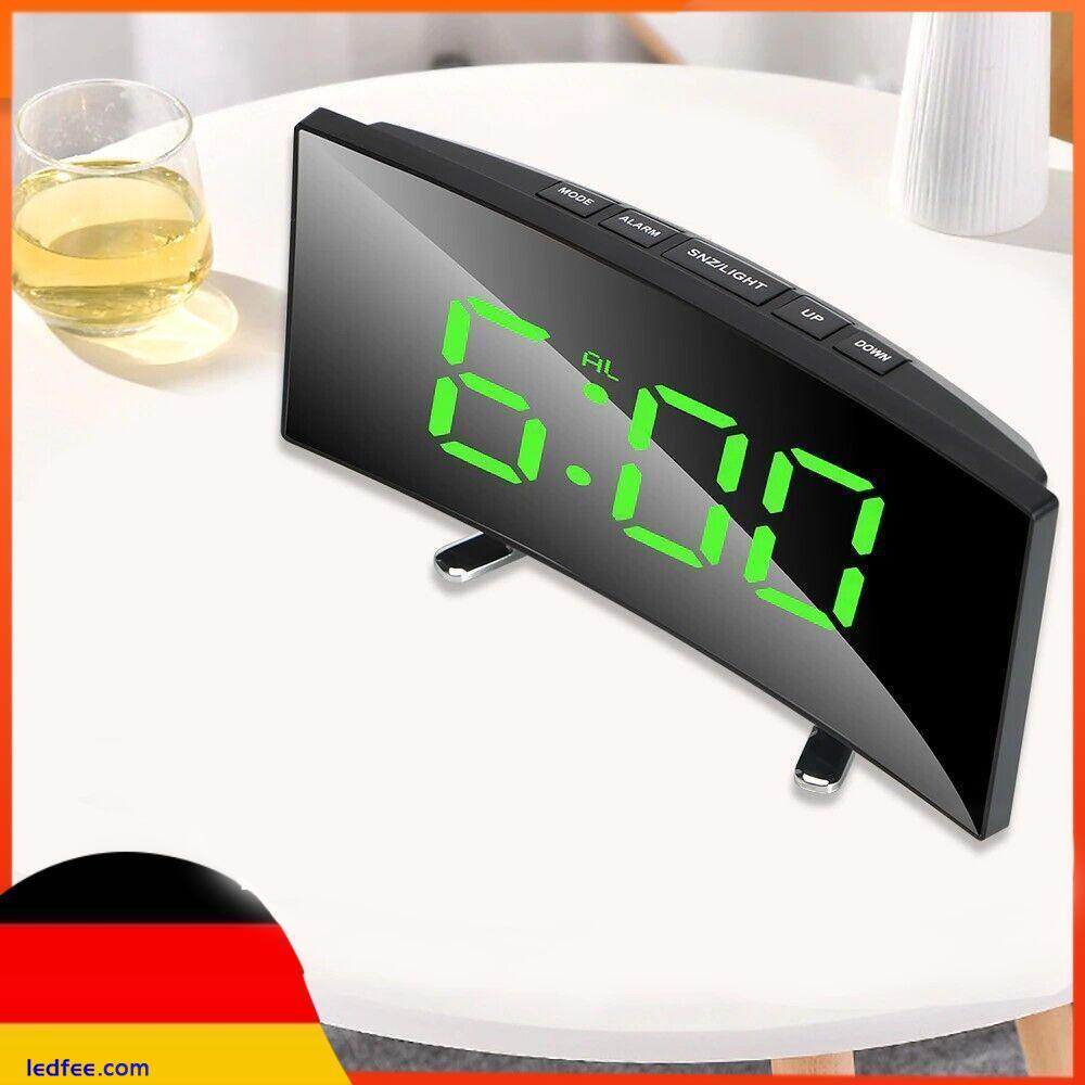 LED Wecker Digital Alarm Wecker Funk Temperatur Schlummerfunktion USB Tischuhr 0 