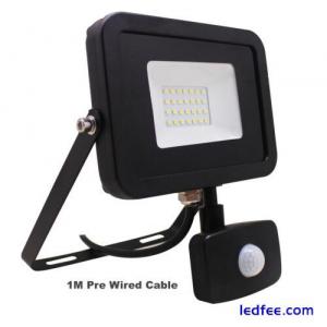 10W Outdoor LED Floodlight PIR Motion Sensor Garden Flood Security Wall Light