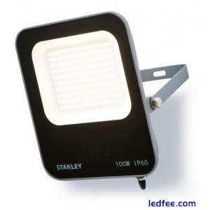 Stanley SXLS38690E Slimline 100w LED Flood Light, IP65, black, 11000lm, 6500K