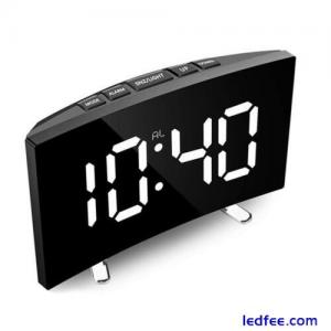 Digital Alarm Clocks Bedside Mains Powered, LED Clock with E7G3 Curved π{