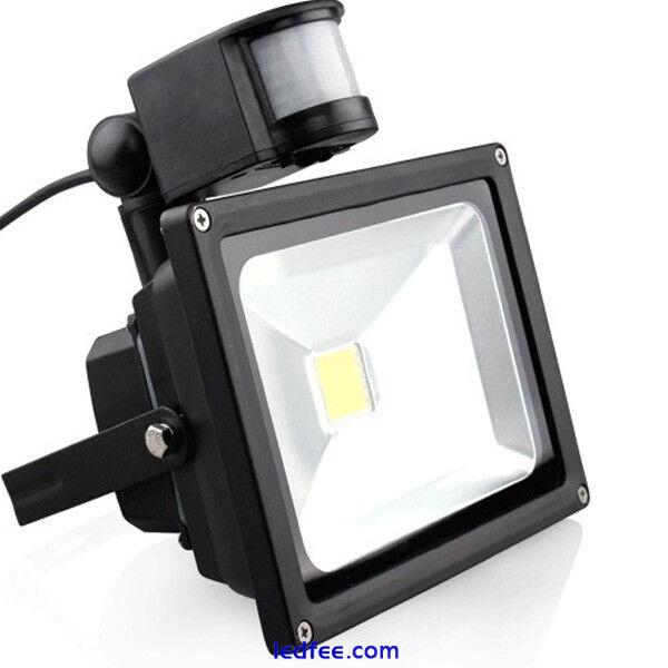 10W 20W 30W 50W White Pir Motion Sensor Security LED Flood Light Outdoor Lamp AC 4 