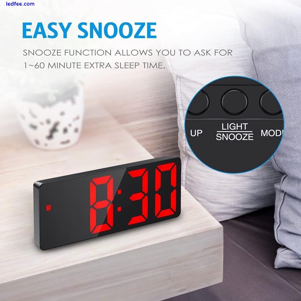 Criacr Digital Alarm Clock, Alarm Clocks Bedside Mains Powered, Large LED Tempe 2 